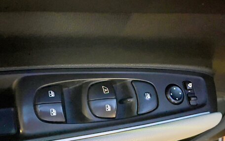 Renault Koleos II, 2017 год, 2 090 000 рублей, 12 фотография