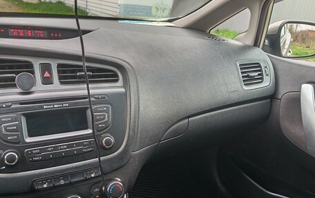 KIA cee'd III, 2013 год, 1 050 000 рублей, 17 фотография