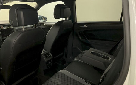 Volkswagen Tiguan II, 2022 год, 2 763 241 рублей, 21 фотография