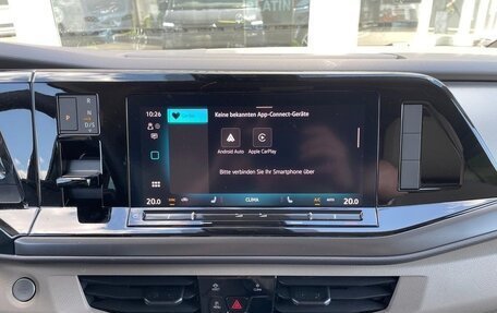 Volkswagen Multivan, 2024 год, 9 390 000 рублей, 12 фотография