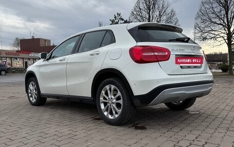 Mercedes-Benz GLA, 2016 год, 1 890 000 рублей, 3 фотография