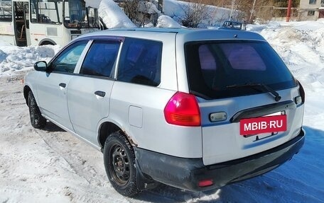 Nissan Wingroad III, 2000 год, 220 000 рублей, 2 фотография