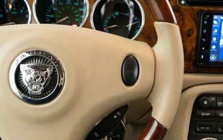 Jaguar XKR II, 2003 год, 2 119 050 рублей, 15 фотография