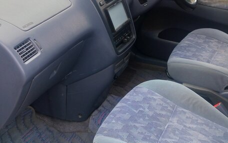 Toyota Ipsum II, 1997 год, 350 000 рублей, 7 фотография