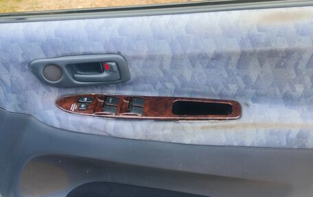 Toyota Ipsum II, 1997 год, 350 000 рублей, 11 фотография