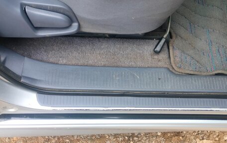 Toyota Ipsum II, 1997 год, 350 000 рублей, 16 фотография