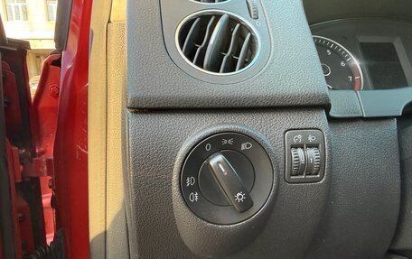 Volkswagen Golf Plus II, 2011 год, 800 000 рублей, 14 фотография