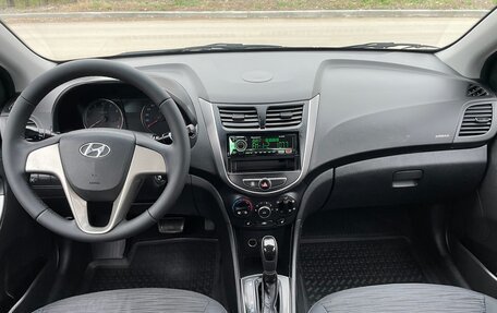 Hyundai Solaris II рестайлинг, 2015 год, 745 000 рублей, 20 фотография