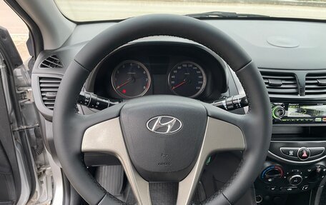 Hyundai Solaris II рестайлинг, 2015 год, 745 000 рублей, 21 фотография