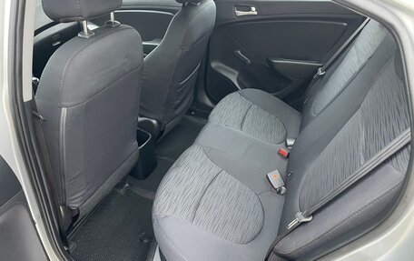 Hyundai Solaris II рестайлинг, 2015 год, 745 000 рублей, 19 фотография