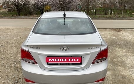 Hyundai Solaris II рестайлинг, 2015 год, 745 000 рублей, 37 фотография