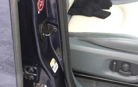 Land Rover Range Rover Evoque I, 2018 год, 2 000 000 рублей, 9 фотография