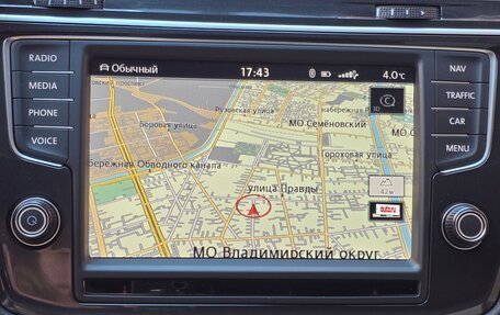 Volkswagen Tiguan II, 2017 год, 3 000 000 рублей, 10 фотография