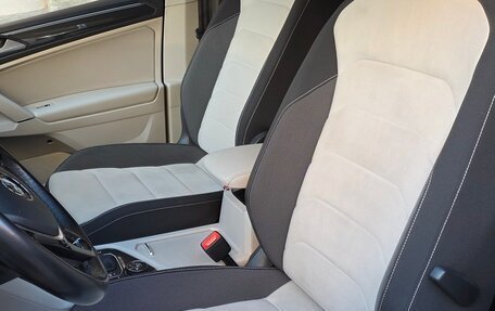 Volkswagen Tiguan II, 2017 год, 3 000 000 рублей, 6 фотография