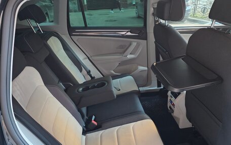 Volkswagen Tiguan II, 2017 год, 3 000 000 рублей, 18 фотография