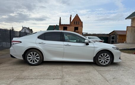 Toyota Camry, 2020 год, 2 500 000 рублей, 6 фотография