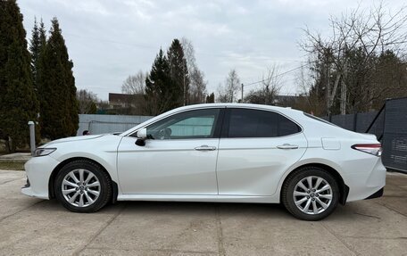 Toyota Camry, 2020 год, 2 500 000 рублей, 4 фотография