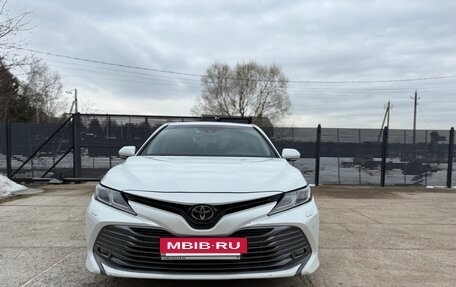 Toyota Camry, 2020 год, 2 500 000 рублей, 5 фотография