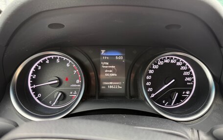 Toyota Camry, 2020 год, 2 500 000 рублей, 19 фотография