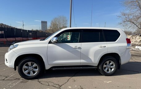 Toyota Land Cruiser Prado 150 рестайлинг 2, 2011 год, 2 200 000 рублей, 4 фотография