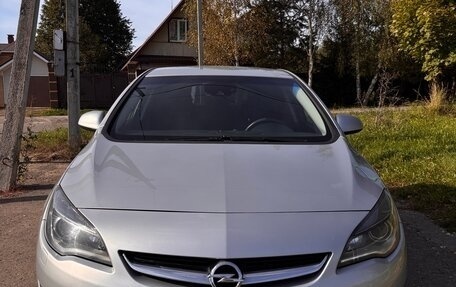 Opel Astra J, 2014 год, 950 000 рублей, 2 фотография