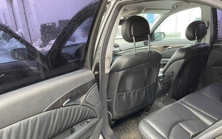 Mercedes-Benz E-Класс, 2004 год, 650 000 рублей, 14 фотография