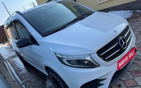 Mercedes-Benz V-Класс, 2018 год, 4 800 000 рублей, 6 фотография