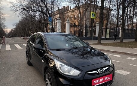 Hyundai Solaris II рестайлинг, 2013 год, 635 000 рублей, 13 фотография