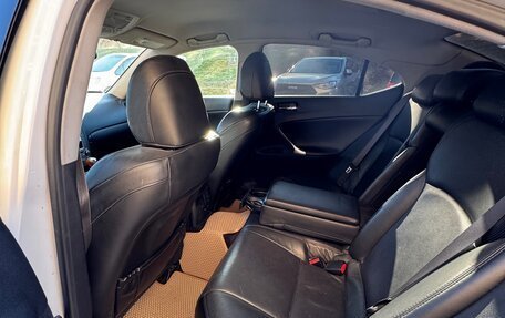 Lexus IS II рестайлинг 2, 2008 год, 1 400 000 рублей, 12 фотография