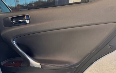 Lexus IS II рестайлинг 2, 2008 год, 1 400 000 рублей, 17 фотография