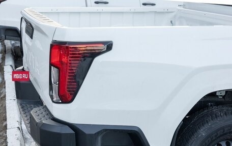 Toyota Hilux, 2025 год, 7 459 000 рублей, 7 фотография
