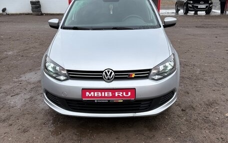 Volkswagen Polo VI (EU Market), 2015 год, 1 020 000 рублей, 1 фотография
