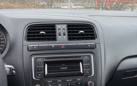 Volkswagen Polo VI (EU Market), 2015 год, 1 020 000 рублей, 10 фотография