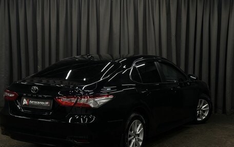 Toyota Camry, 2018 год, 2 599 999 рублей, 4 фотография