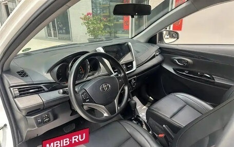 Toyota Yaris XP150 рестайлинг, 2023 год, 1 200 888 рублей, 12 фотография