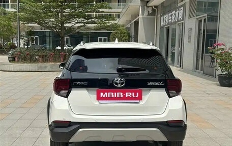 Toyota Yaris XP150 рестайлинг, 2023 год, 1 200 888 рублей, 7 фотография