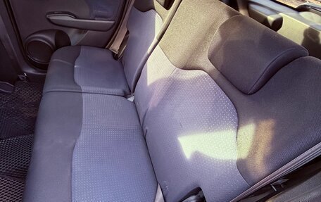 Honda Fit III, 2010 год, 950 000 рублей, 14 фотография