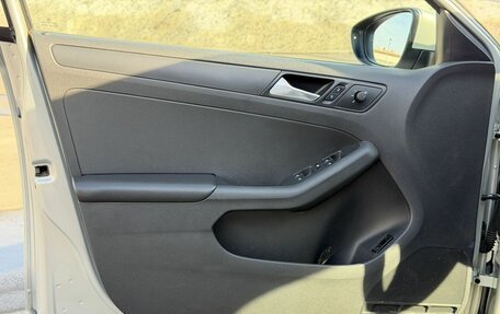 Volkswagen Jetta VI, 2014 год, 750 000 рублей, 15 фотография