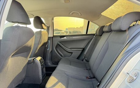 Volkswagen Jetta VI, 2014 год, 750 000 рублей, 16 фотография