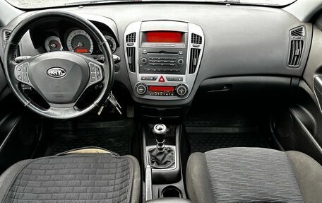 KIA cee'd I рестайлинг, 2008 год, 670 000 рублей, 13 фотография