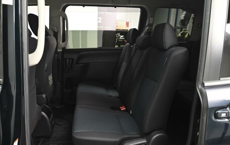 Toyota Voxy III, 2014 год, 1 859 000 рублей, 7 фотография