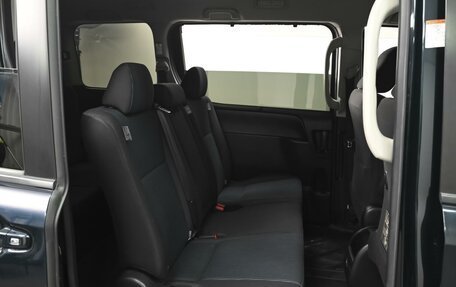 Toyota Voxy III, 2014 год, 1 859 000 рублей, 10 фотография