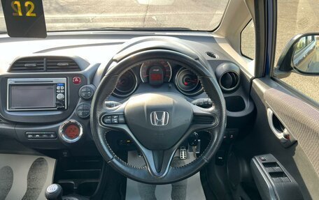 Honda Fit III, 2012 год, 1 099 000 рублей, 19 фотография