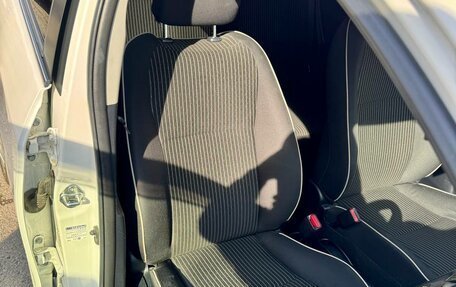 Toyota Vitz, 2019 год, 1 059 000 рублей, 18 фотография