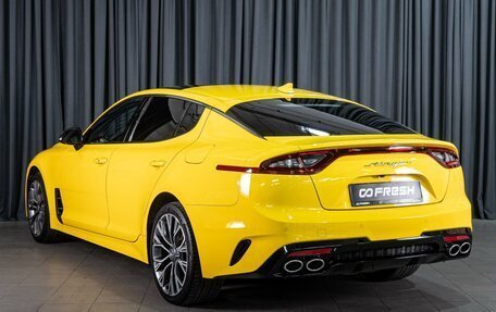 KIA Stinger I, 2018 год, 2 930 000 рублей, 2 фотография