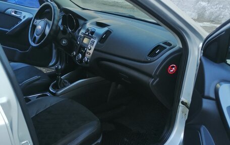 KIA Cerato III, 2012 год, 800 000 рублей, 6 фотография