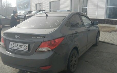 Hyundai Solaris II рестайлинг, 2012 год, 635 000 рублей, 1 фотография