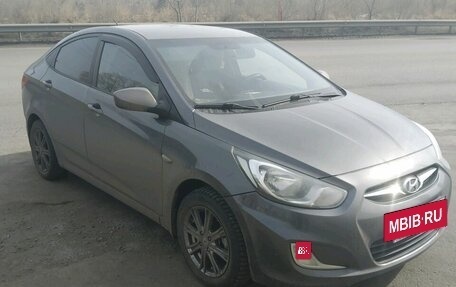 Hyundai Solaris II рестайлинг, 2012 год, 635 000 рублей, 5 фотография