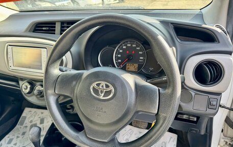 Toyota Vitz, 2013 год, 859 000 рублей, 14 фотография