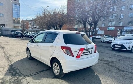 Toyota Vitz, 2013 год, 859 000 рублей, 7 фотография